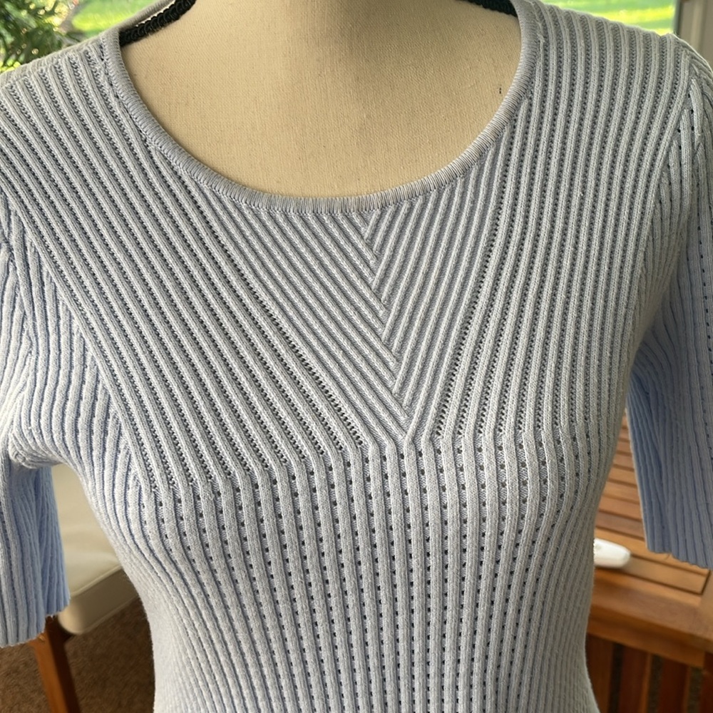 ANTONIO MELANI Light Periwinkle Blue Ribbed Short Sleeve Knit Top Size M - Picture 4 of 9